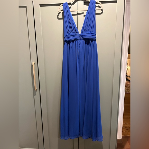 Lulu’s long blue dress - Picture 5 of 12